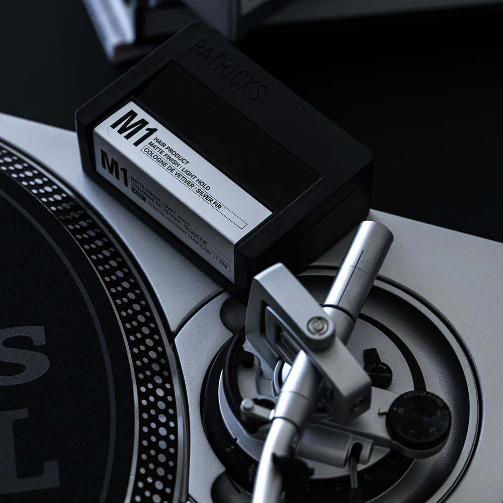 M1 MATTE FINISH | LIGHT HOLD THICKENING PASTE - Image 5